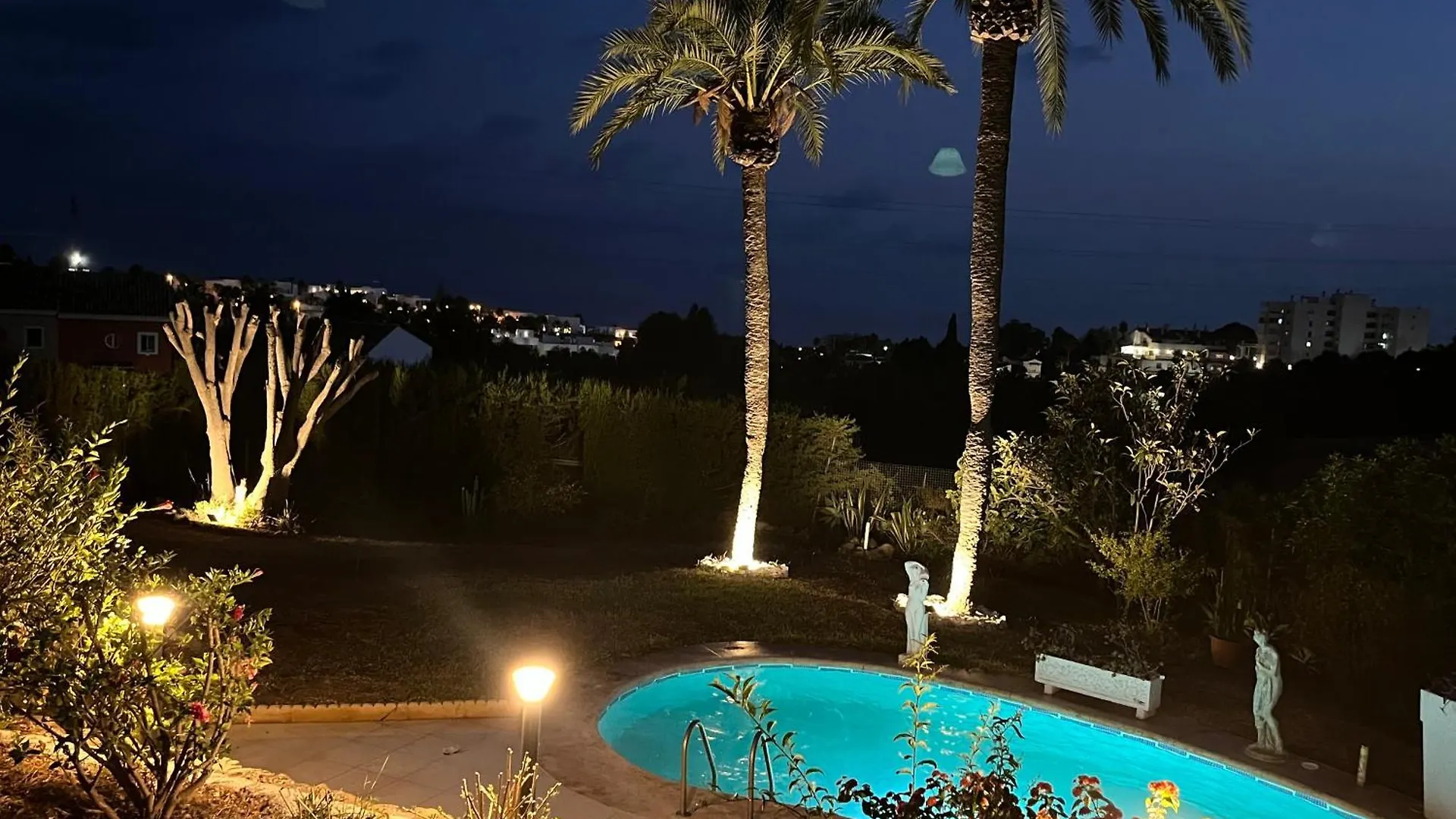 Luxurious Villa 6 Min From Beach With Sea Views Marbella 0*,