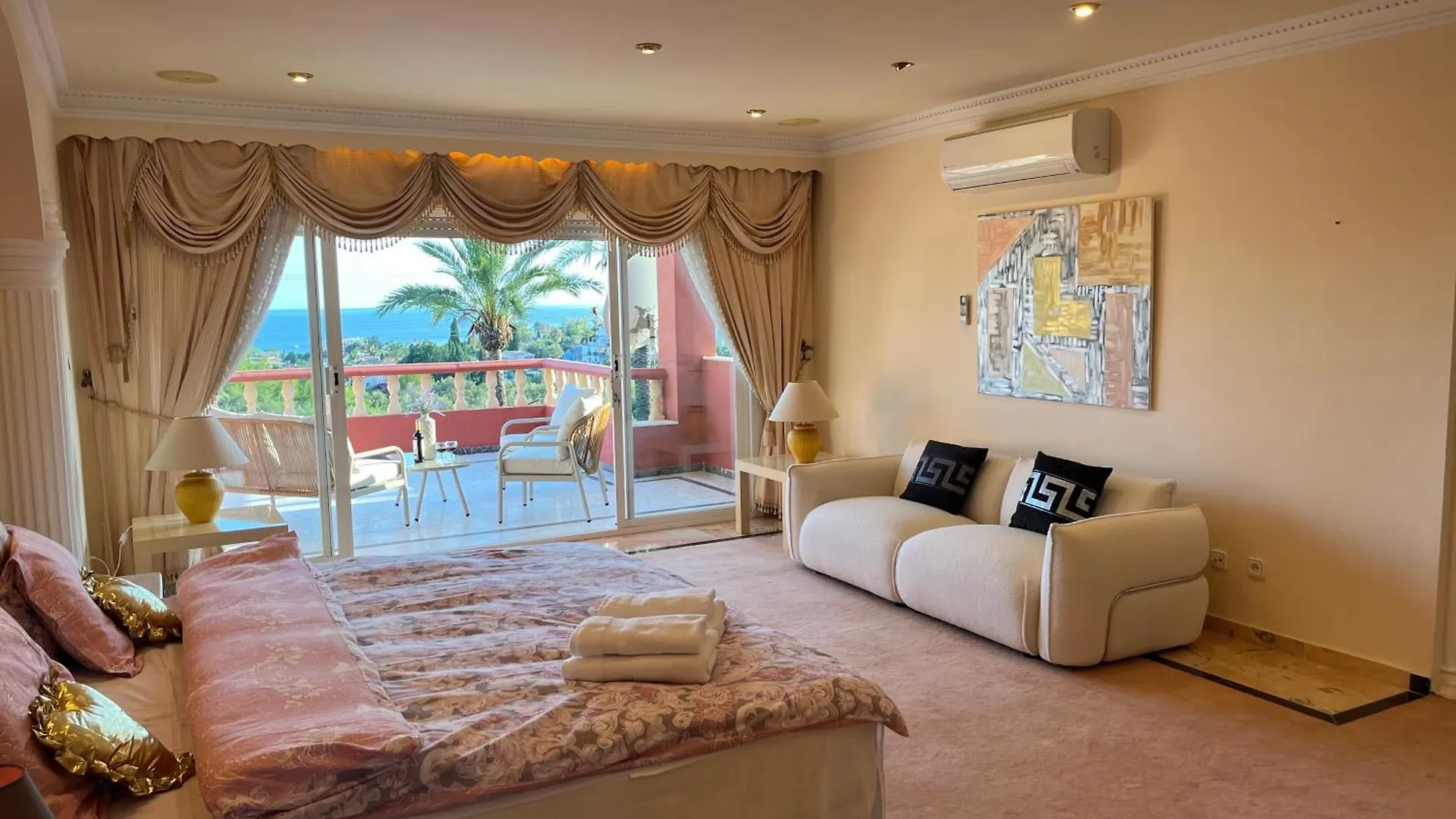 Luxurious Villa 6 Min From Beach With Sea Views Marbella 0*,  İspanya