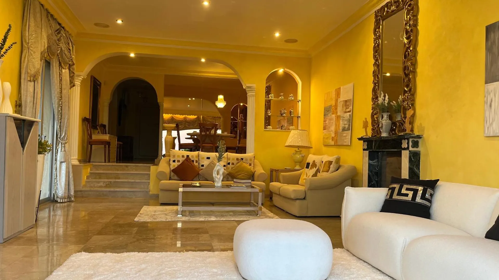 Luxurious Villa 6 Min From Beach With Sea Views Marbella