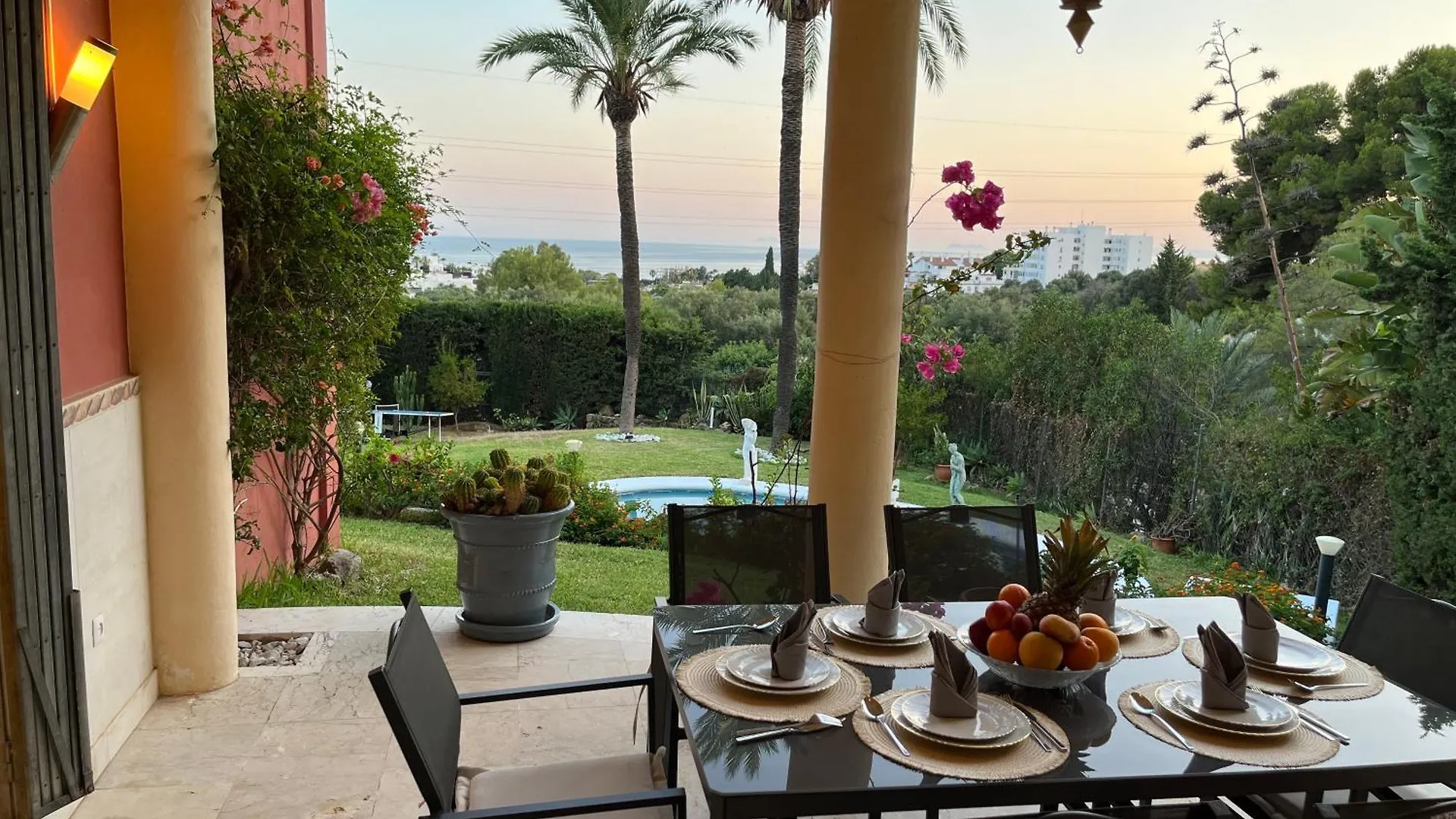 Luxurious Villa 6 Min From Beach With Sea Views Marbella